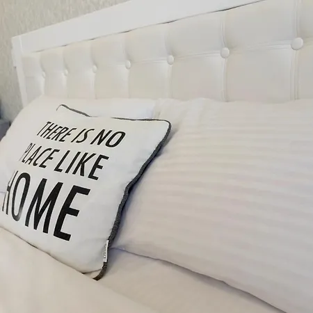 Appartamento современная в аркадии с балконом и видом на море Odessa