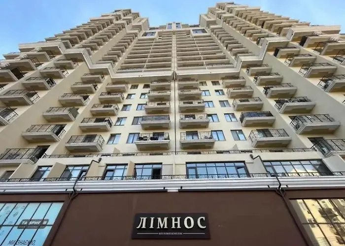 морская панорама: современные в аркадии Apartment Odesa