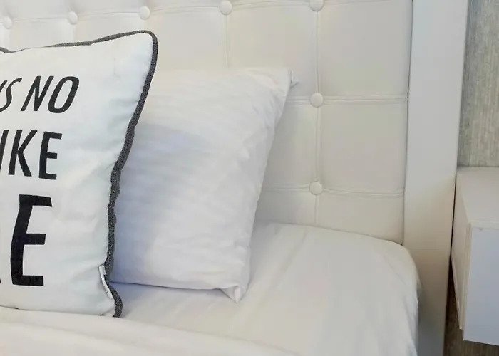 морская панорама: современные в аркадии Apartment Odesa