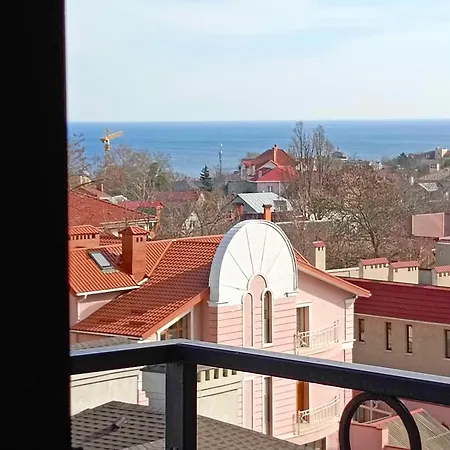 современная в аркадии с балконом и видом на море شقة *