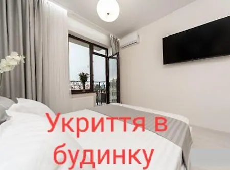 Appartement современная в аркадии с балконом и видом на море *